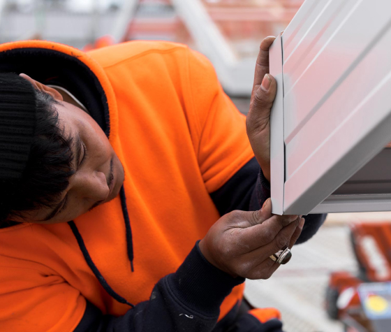 Custom continuous fascia installation